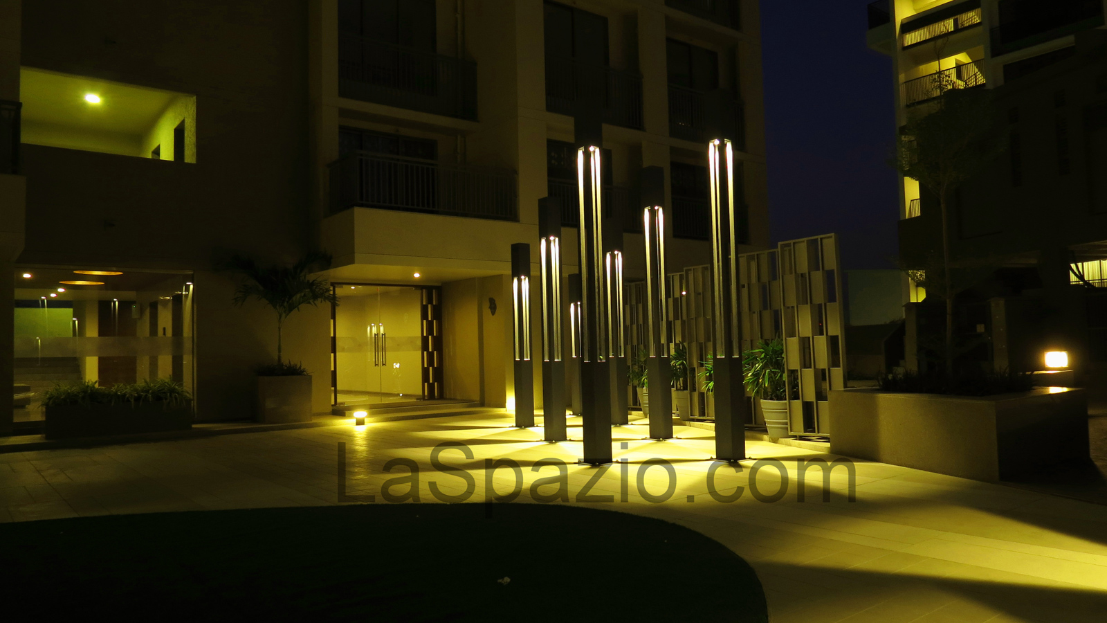 Laspazio Residential Landscape Designer Light